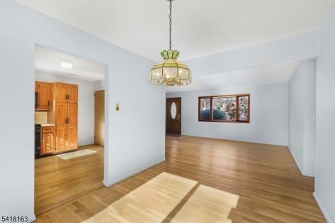 18 Kendall Drive Ringwood NJ 07456