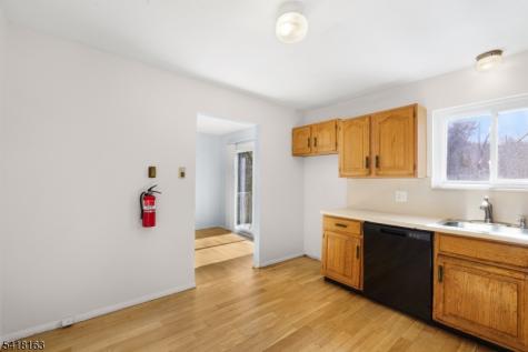 18 Kendall Drive Ringwood NJ 07456