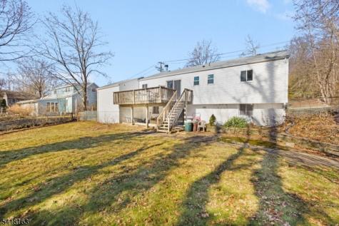 18 Kendall Drive Ringwood NJ 07456