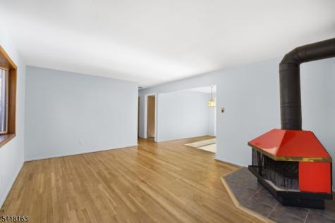 18 Kendall Drive Ringwood NJ 07456
