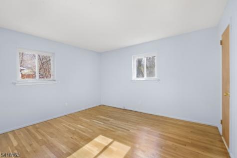 18 Kendall Drive Ringwood NJ 07456