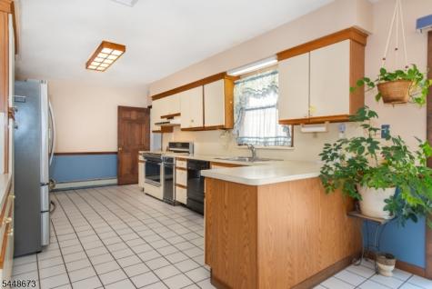 14 Garden Avenue Wharton NJ 07885