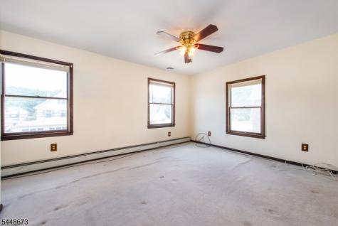 14 Garden Avenue Wharton NJ 07885