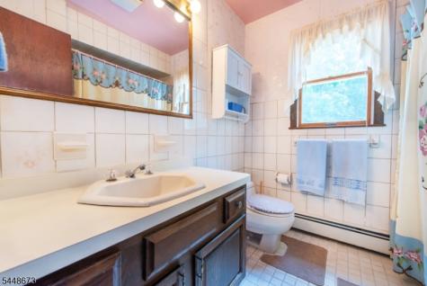 14 Garden Avenue Wharton NJ 07885