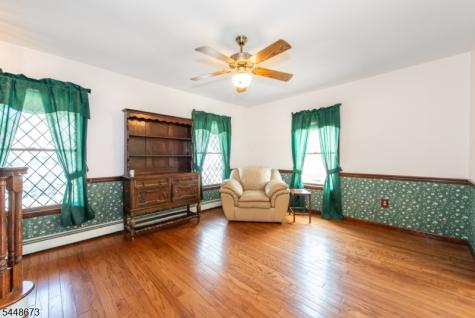14 Garden Avenue Wharton NJ 07885