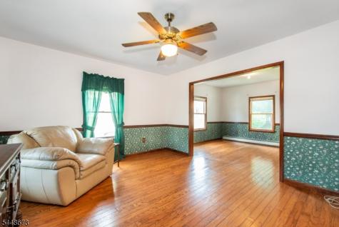14 Garden Avenue Wharton NJ 07885