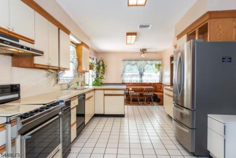 14 Garden Avenue Wharton NJ 07885
