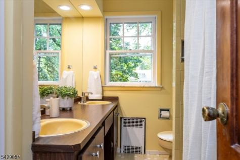 15 Bowdoin Street Maplewood NJ 07040