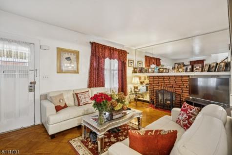 7 Wolf Place Irvington NJ 07111