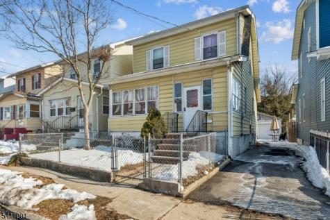 7 Wolf Place Irvington NJ 07111