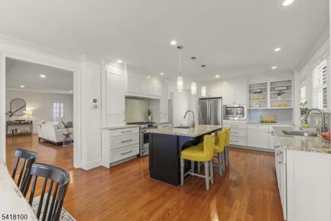 372 Wyoming Avenue Millburn NJ 07041
