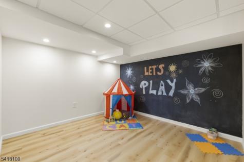 372 Wyoming Avenue Millburn NJ 07041
