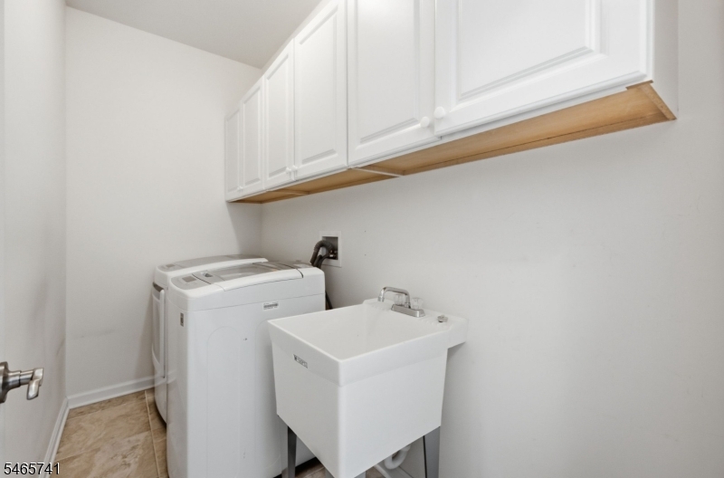 424 Delmore Avenue South Plainfield NJ 07080