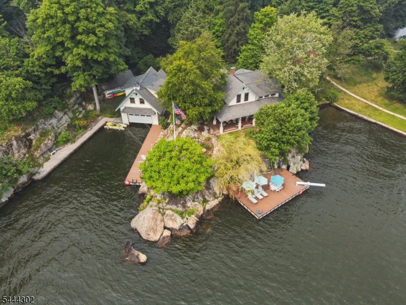 55 Raccoon Island Road Jefferson NJ 07849