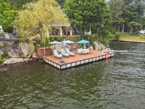 55 Raccoon Island Road Jefferson NJ 07849