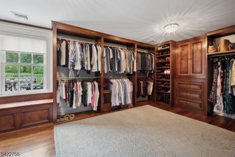 44 Spring Valley Road Morris NJ 07960