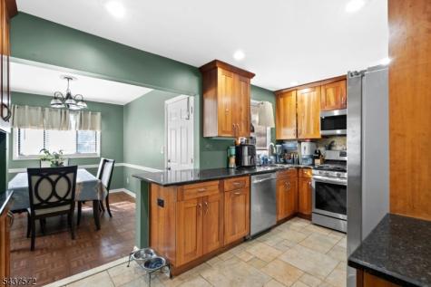 914 Inwood Place Rahway NJ 07065