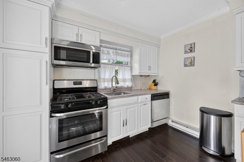 31 Freeman Place Nutley NJ 07110