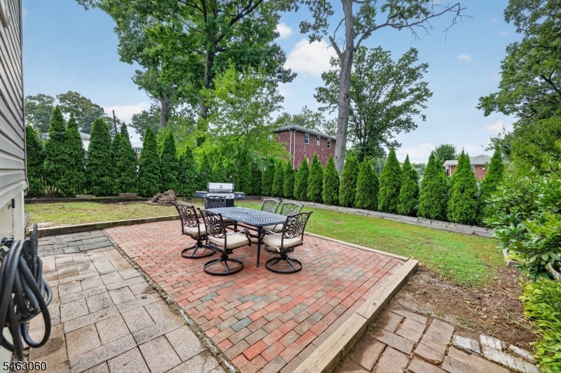 31 Freeman Place Nutley NJ 07110