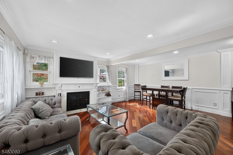 31 Freeman Place Nutley NJ 07110