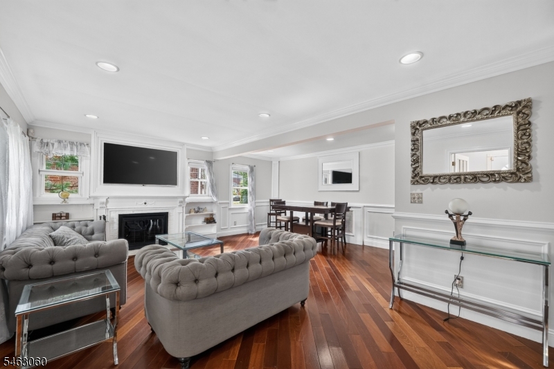31 Freeman Place Nutley NJ 07110