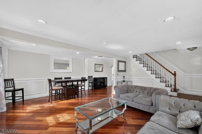 31 Freeman Place Nutley NJ 07110