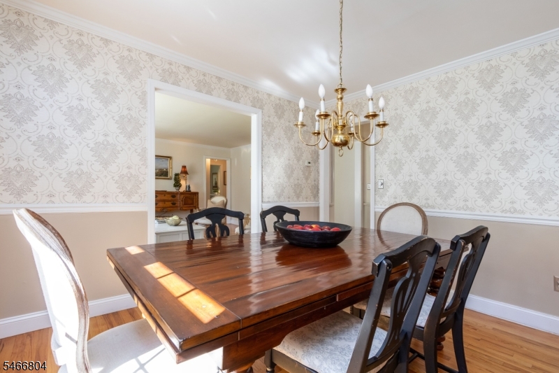 8 Prescott Circle Clinton NJ 08833