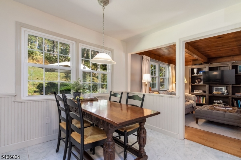 8 Prescott Circle Clinton NJ 08833