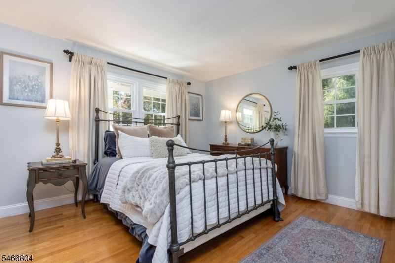 8 Prescott Circle Clinton NJ 08833