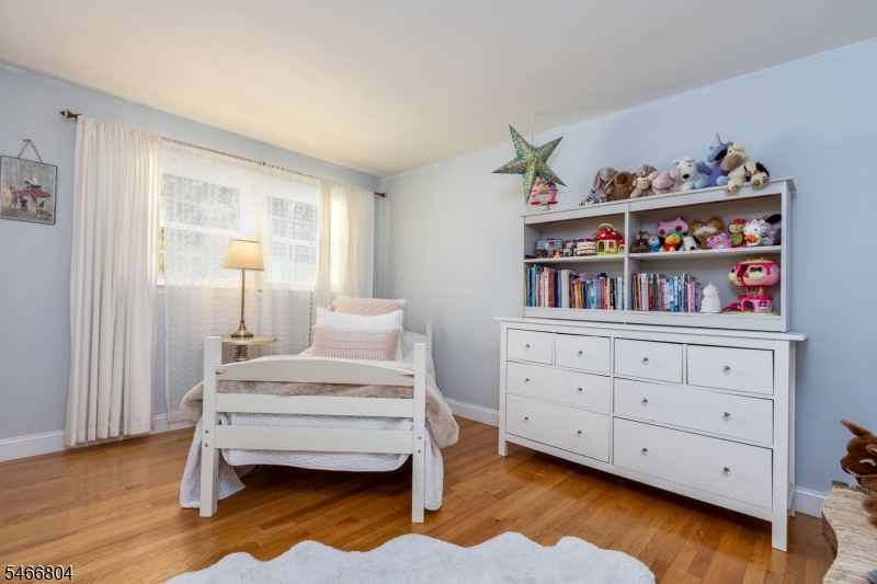 8 Prescott Circle Clinton NJ 08833