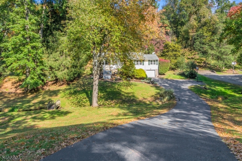 8 Prescott Circle Clinton NJ 08833