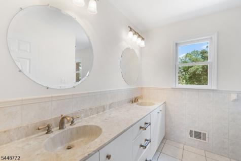 8 Patriot Road Peapack Gladstone NJ 07934