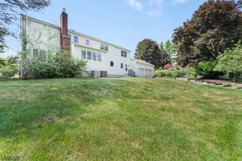 8 Patriot Road Peapack Gladstone NJ 07934