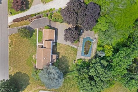 8 Patriot Road Peapack Gladstone NJ 07934