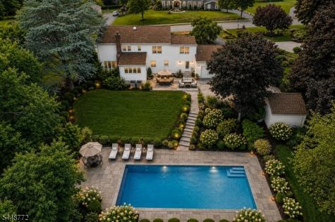 8 Patriot Road Peapack Gladstone NJ 07934