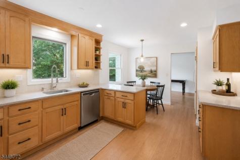 8 Patriot Road Peapack Gladstone NJ 07934