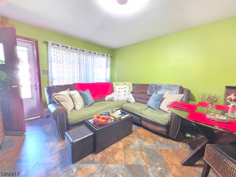 176 Kensington Avenue Woodbridge NJ 07067