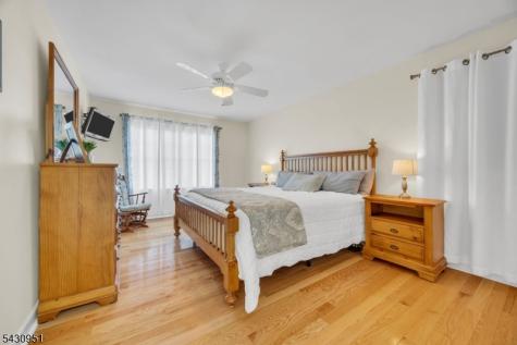 16 Hughey Lane Hillsborough NJ 08844