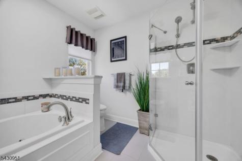 16 Hughey Lane Hillsborough NJ 08844