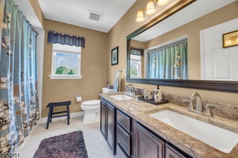 16 Hughey Lane Hillsborough NJ 08844