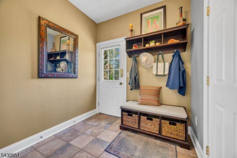 16 Hughey Lane Hillsborough NJ 08844