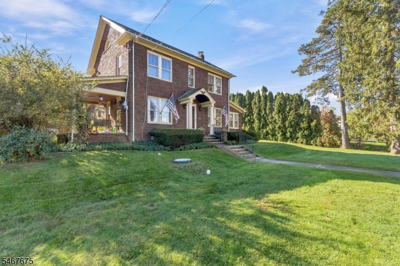 22 Hillcrest Avenue Washington NJ 07882
