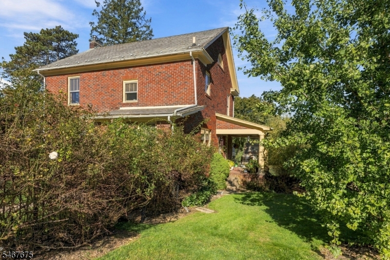 22 Hillcrest Avenue Washington NJ 07882