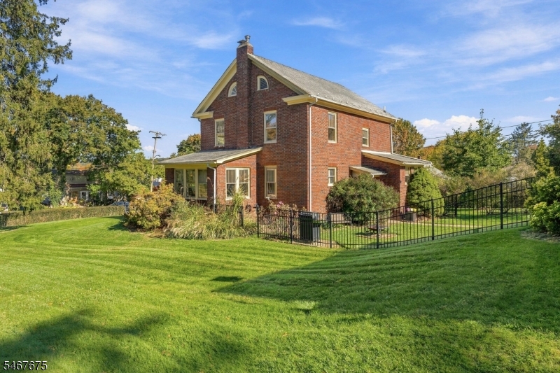 22 Hillcrest Avenue Washington NJ 07882