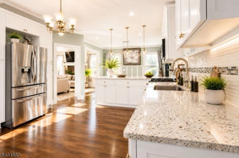 52 Hollywood Avenue Hillside NJ 07205