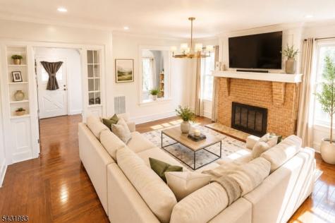 52 Hollywood Avenue Hillside NJ 07205