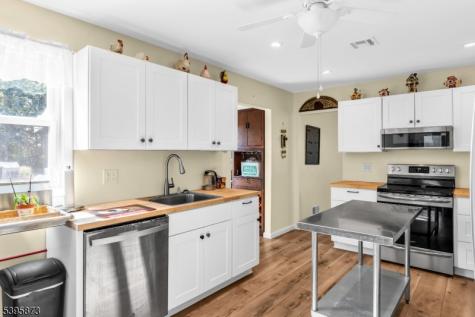 70 Mackenzie Road Lebanon NJ 08827