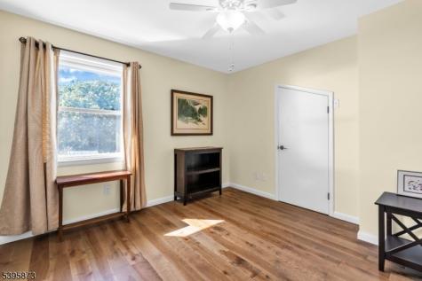 70 Mackenzie Road Lebanon NJ 08827