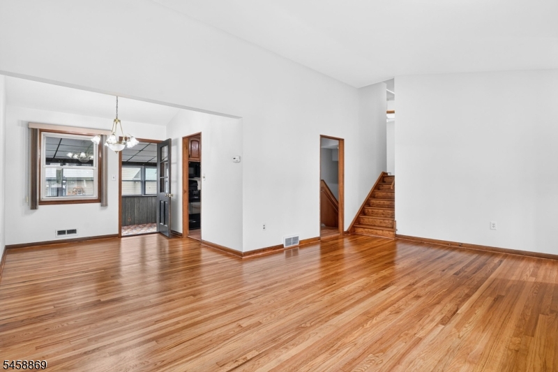 124 Kamm Avenue South River NJ 08882