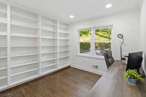 66 Hillcrest Avenue Morris NJ 07960